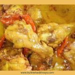 Nikmati lodho ayam kampung khas Blitar di Warung Biru dengan cita rasa gurih pedas, kuah santan rempah, dan aroma khas yang menggugah selera.