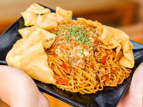 Mie Dhower: Kuliner Mie Pedas Murah di Kediri Raya, cuma Rp9.000-an